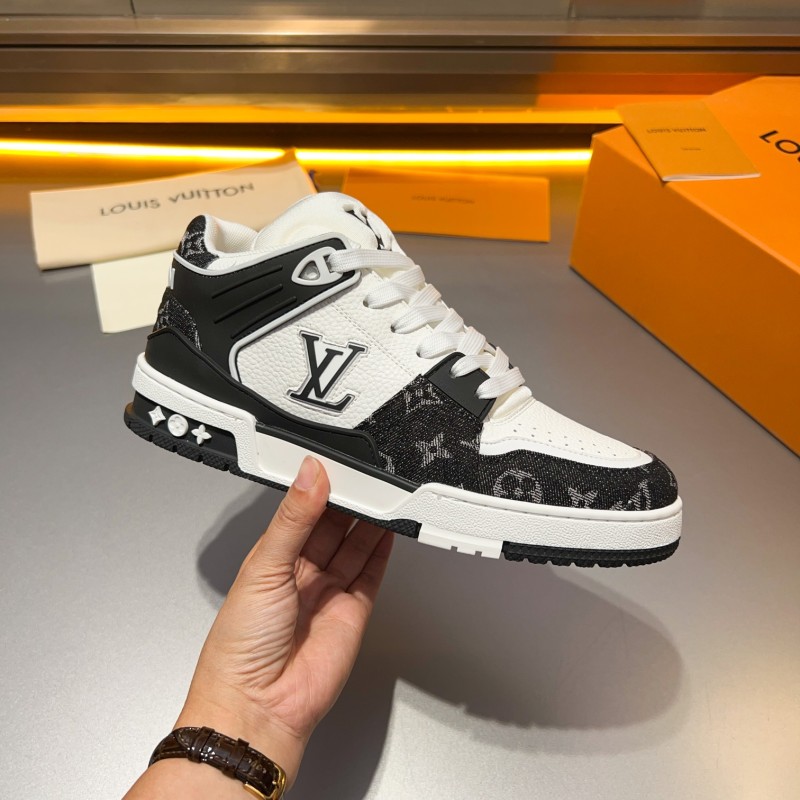Louis Vuitton Trainer 運動休閒跑步鞋男女情侶款Size：38-44